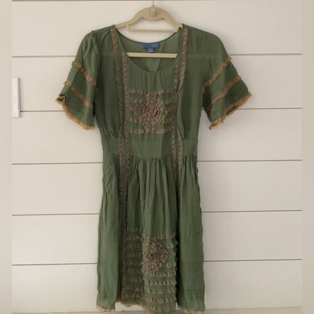 Lil green short sleeved dress, size 0